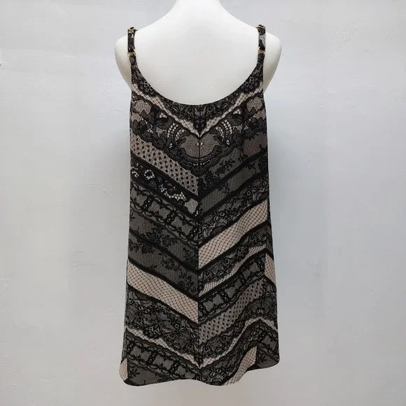 Cabi Lace Print Tank Top Women's Medium Black Tan Chevron Spaghetti Strap - Picture 3 of 8